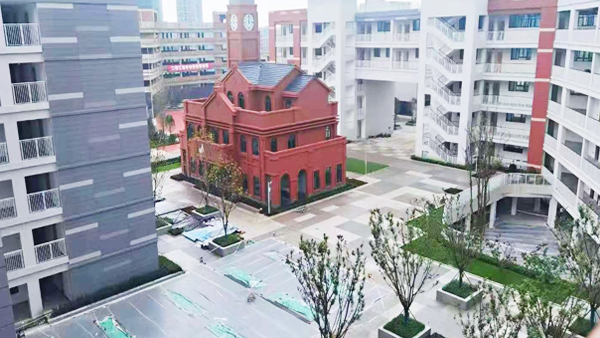 成都中天達(dá)木業(yè)丨德源小學(xué)和幼兒園工程木門案例